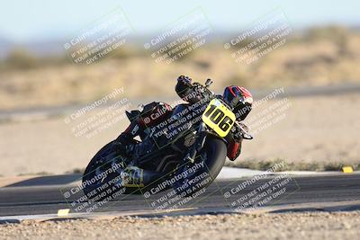 media/Dec-07-2025-CVMA (Sun) [[3e7d2de5dc]]/Race 17-Amateur Formula Middleweight/